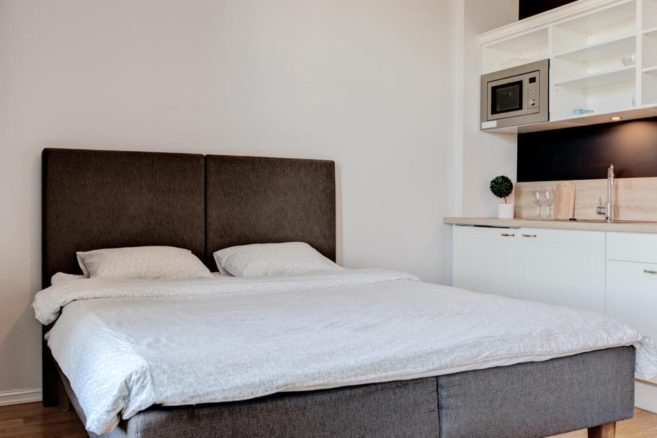 Apartament Stylish Studio In Perfect Location, 24H Reception Tallin Zewnętrze zdjęcie