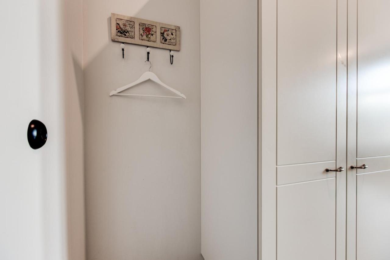 Apartament Stylish Studio In Perfect Location, 24H Reception Tallin Zewnętrze zdjęcie
