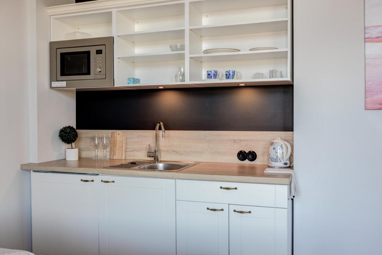Apartament Stylish Studio In Perfect Location, 24H Reception Tallin Zewnętrze zdjęcie