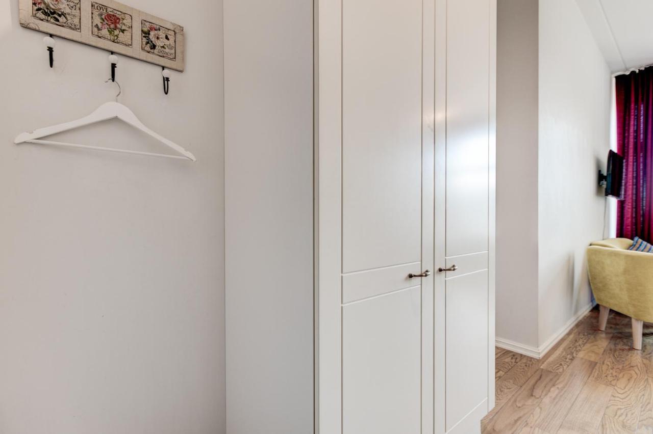 Apartament Stylish Studio In Perfect Location, 24H Reception Tallin Zewnętrze zdjęcie