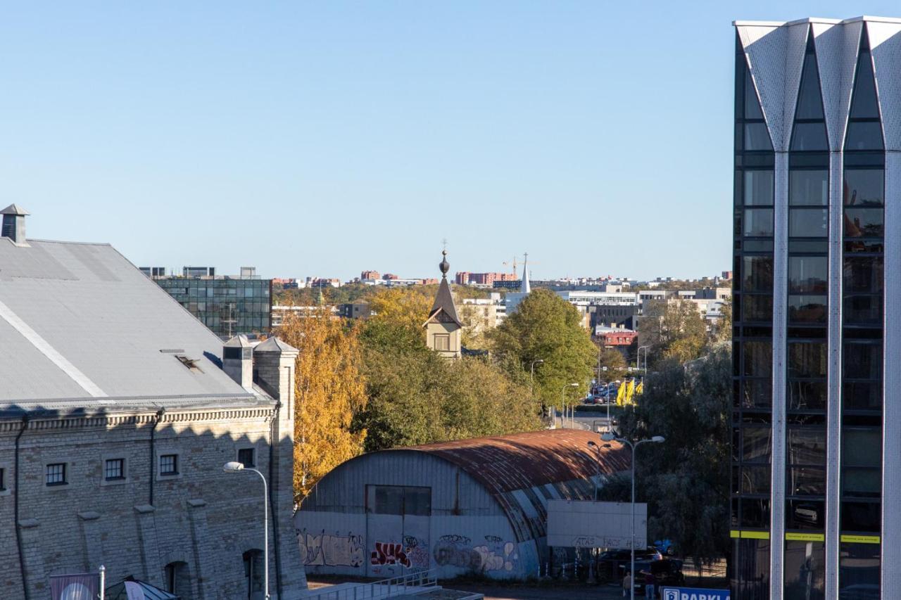 Apartament Stylish Studio In Perfect Location, 24H Reception Tallin Zewnętrze zdjęcie